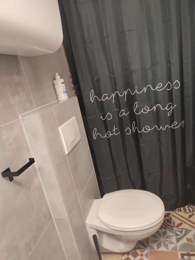 Apartman Dux 2 Karlovac Bagian luar foto