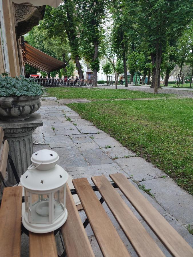 Apartman Dux 2 Karlovac Bagian luar foto